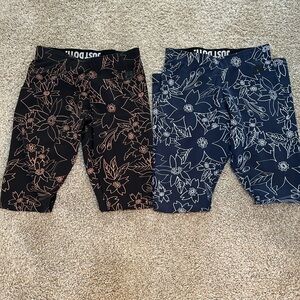 Nike LEG A SEE Hawaiian Leggings (set of 2) Full length.